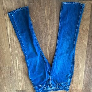 Old Navy Low Rise Bootcut Jeans